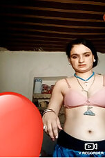 Sexy Paki Bhabhi shows off her tits and part of her pussy